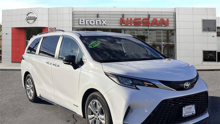 2021 Toyota Sienna XSE — Minivan — 44,641 mi — The Bronx, NY