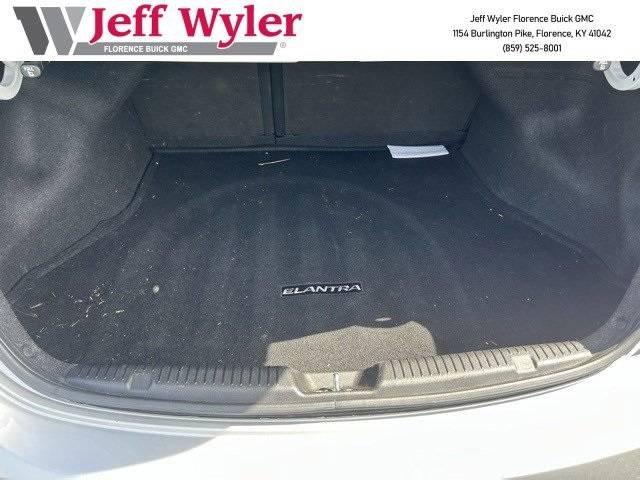 2015 Hyundai Elantra SE — Sedan — 113,590 mi — Florence, KY