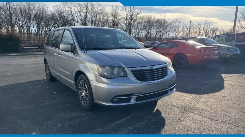 2014 Chrysler Town & Country S — Minivan — 102,582 mi — Frankfort, KY