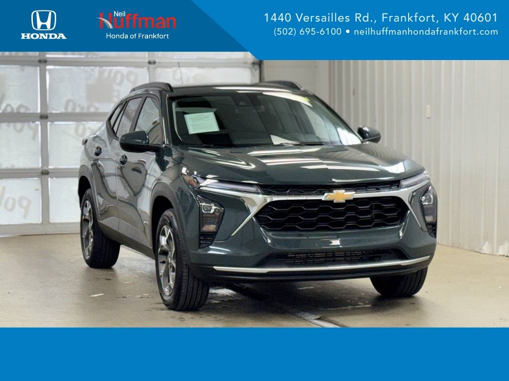 2025 Chevrolet Trax LT — SUV — 4,586 mi — Frankfort, KY