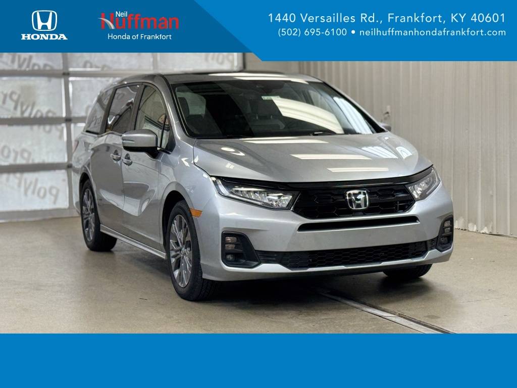 2025 Honda Odyssey Touring — Minivan — 7,969 mi — Frankfort, KY