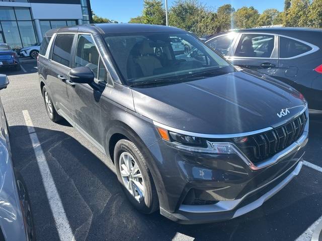 2023 Kia Carnival LXS — Minivan — 37,119 mi — Fairfield, OH