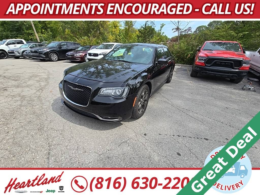 2017 Chrysler 300 S Alloy Edition — Sedan — 89,097 mi — Excelsior Springs, MO