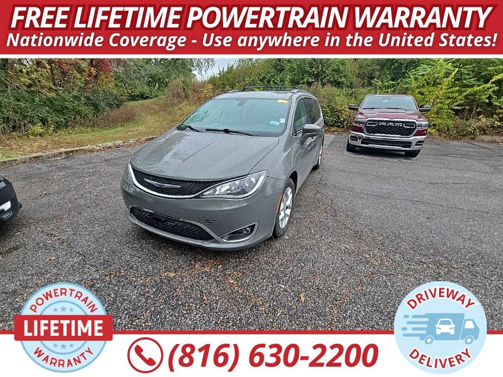2020 Chrysler Pacifica Touring — Minivan — 67,329 mi — Excelsior Springs, MO
