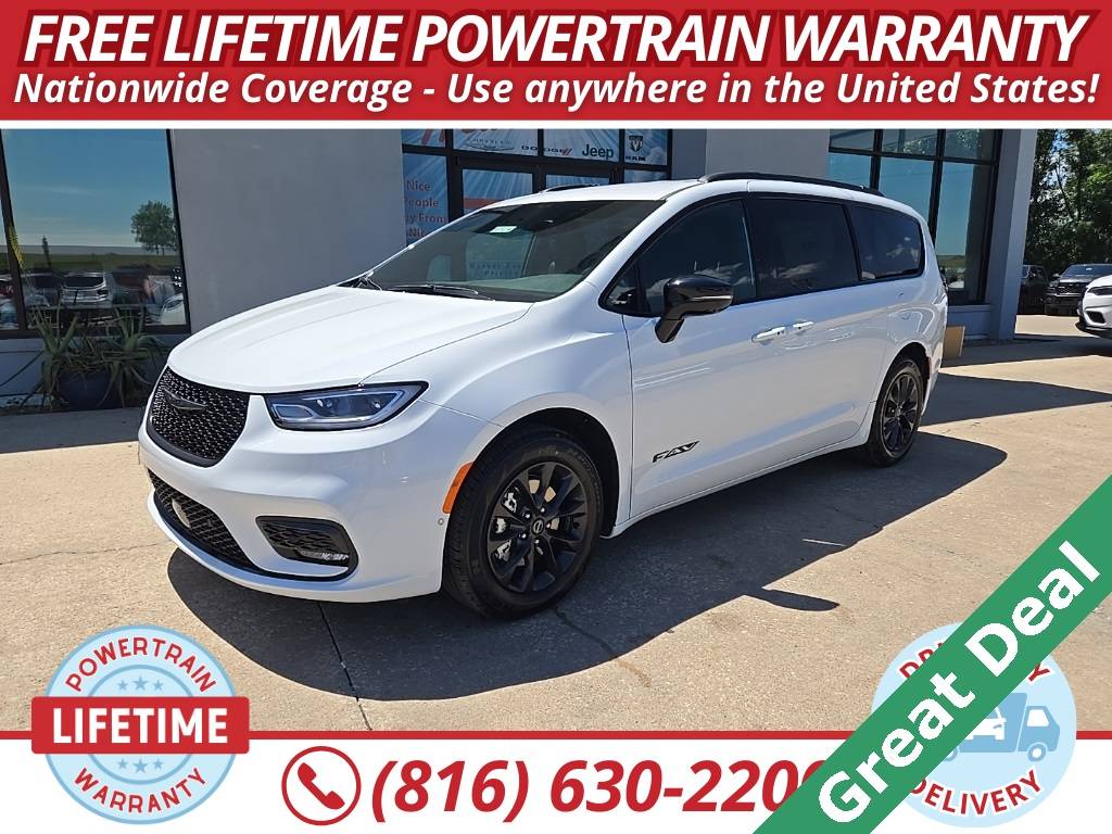 2025 Chrysler Pacifica Select — Minivan — 5 mi — Excelsior Springs, MO