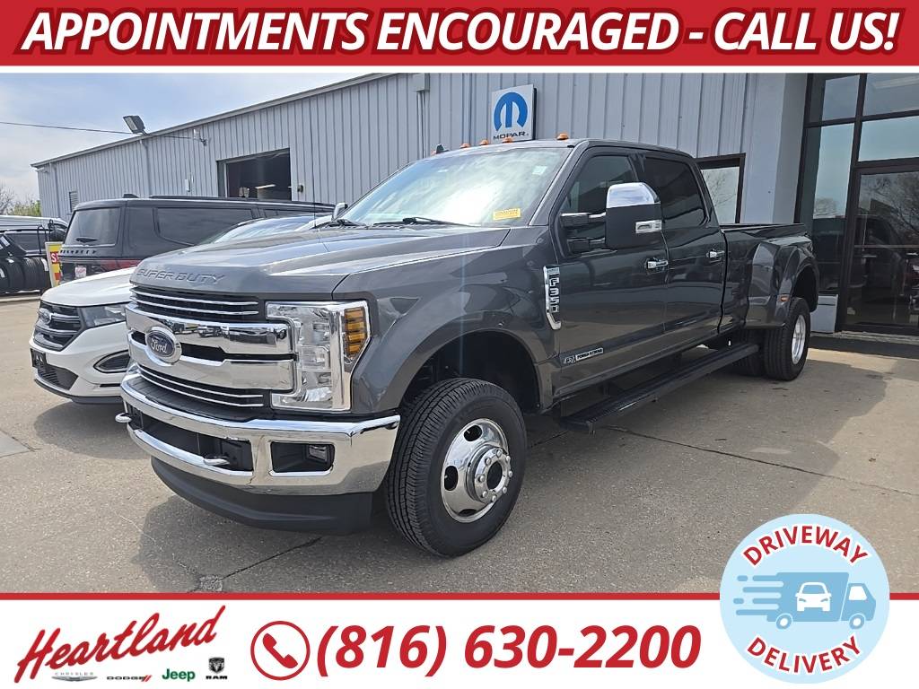 2019 Ford Super Duty F-350 Lariat — Pickup Truck — 192,946 mi — Excelsior Springs, MO