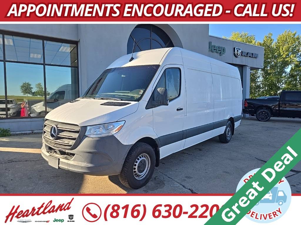 2020 Mercedes-Benz Sprinter Crew Van 2500 — Passenger Van — 85,775 mi — Excelsior Springs, MO
