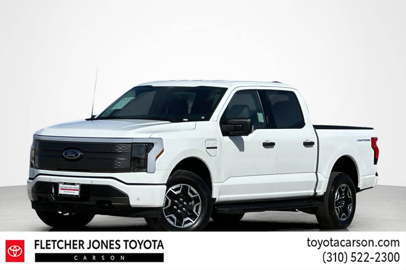 2022 Ford F-150 Lightning LARIAT — Pickup Truck — 4,859 mi — Carson, CA