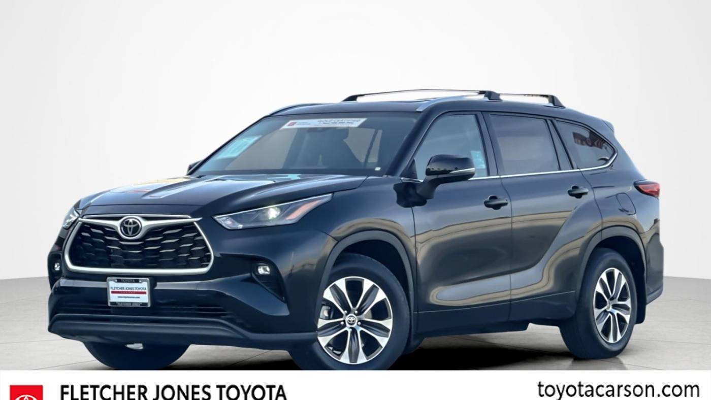 2022 Toyota Highlander XLE — SUV — 24,941 mi — Carson, CA