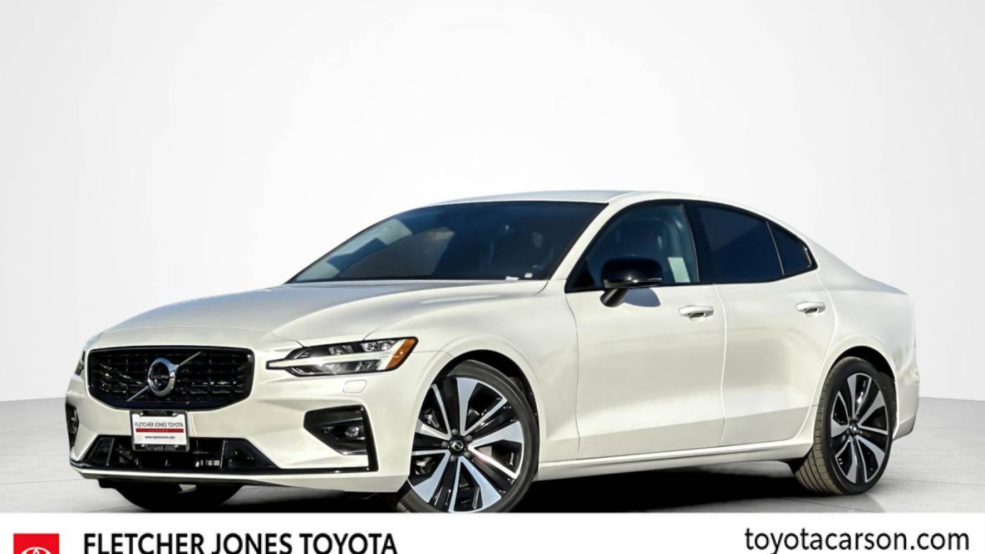 2022 Volvo S60 Momentum — Sedan — 24,472 mi — Carson, CA