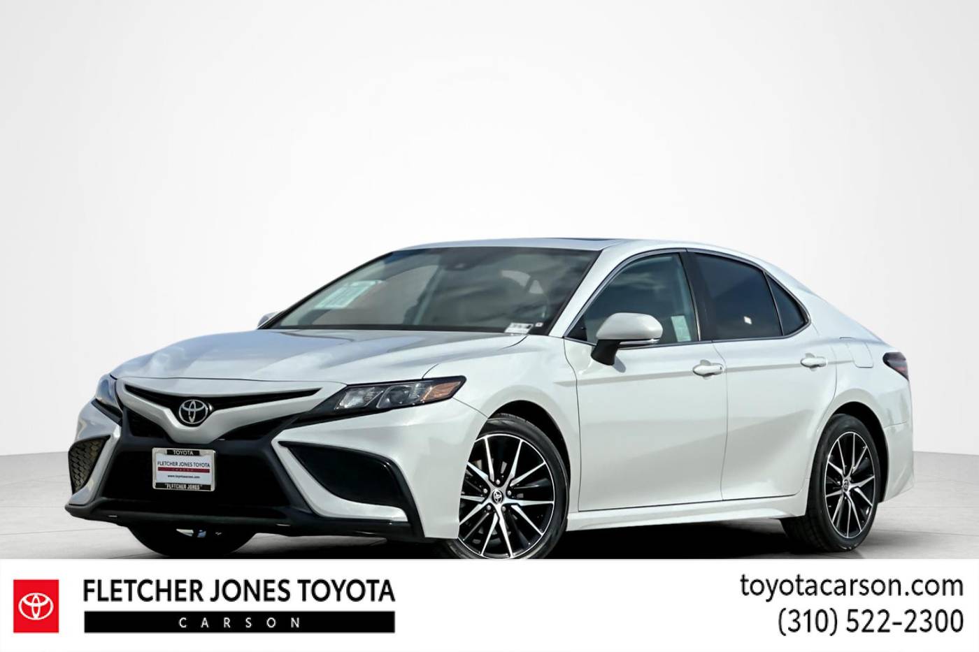 2022 Toyota Camry SE — Sedan — 30,124 mi — Carson, CA