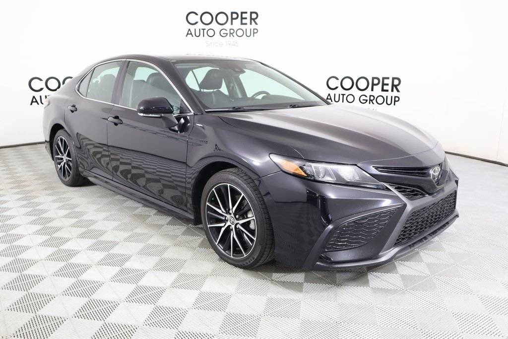 2022 Toyota Camry SE — Sedan — 60,543 mi — Shawnee, OK