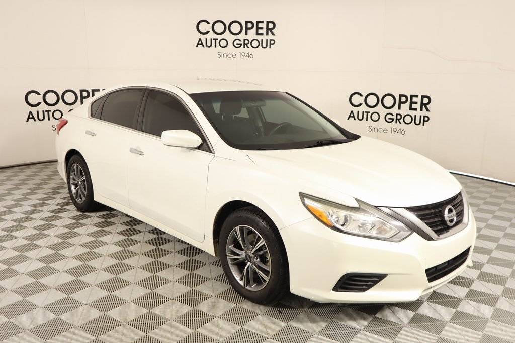 2016 Nissan Altima 2.5 S — Sedan — 126,371 mi — Shawnee, OK