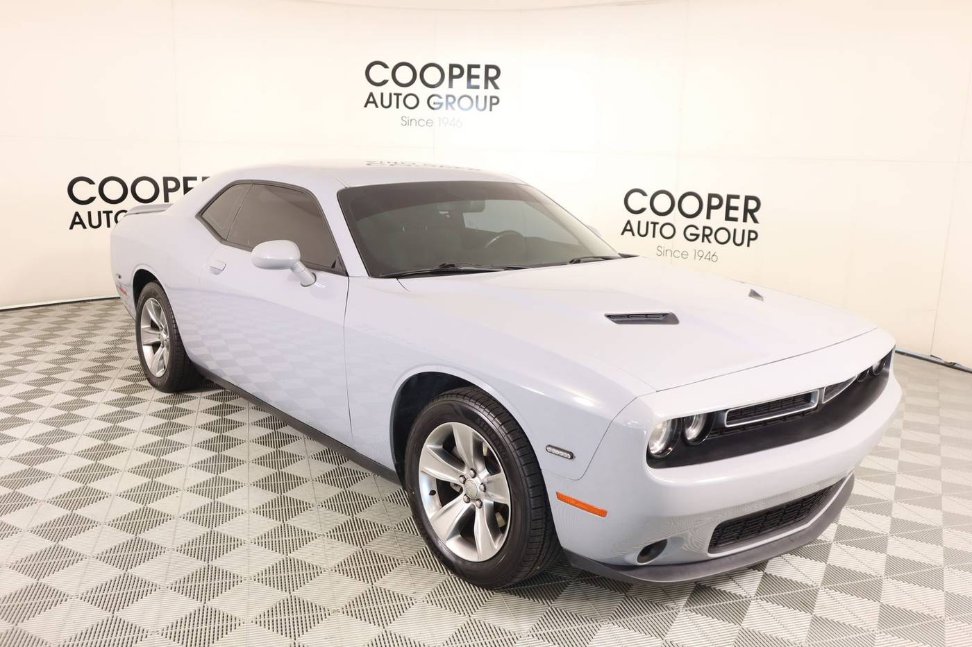 2020 Dodge Challenger SXT
