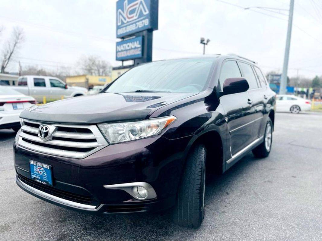 2011 Toyota Highlander SE V6 — SUV — 166,890 mi — Knoxville, TN