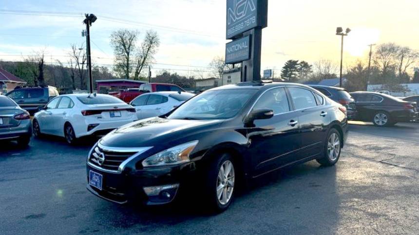 2015 Nissan Altima 2.5 SV — Sedan — 136,886 mi — Knoxville, TN