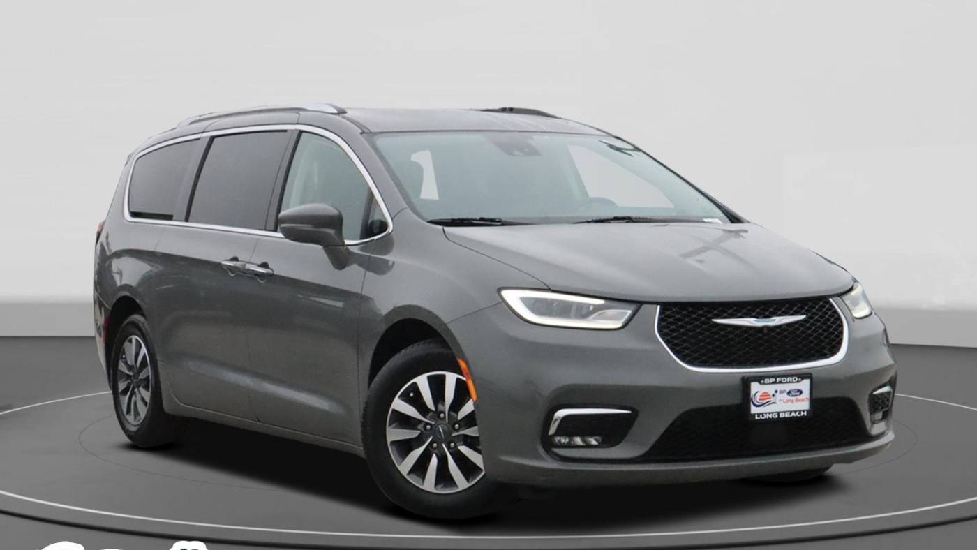 2021 Chrysler Pacifica Hybrid Touring L — Minivan — 79,527 mi — Long Beach, CA