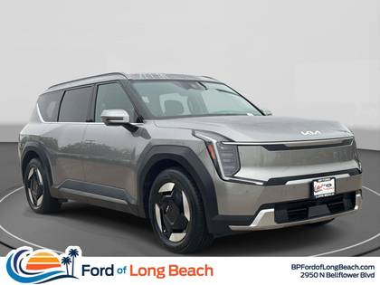 Highlands Ranch Inside Used Kia EV9 Under $40,000 for Sale Near Me - TRUECar