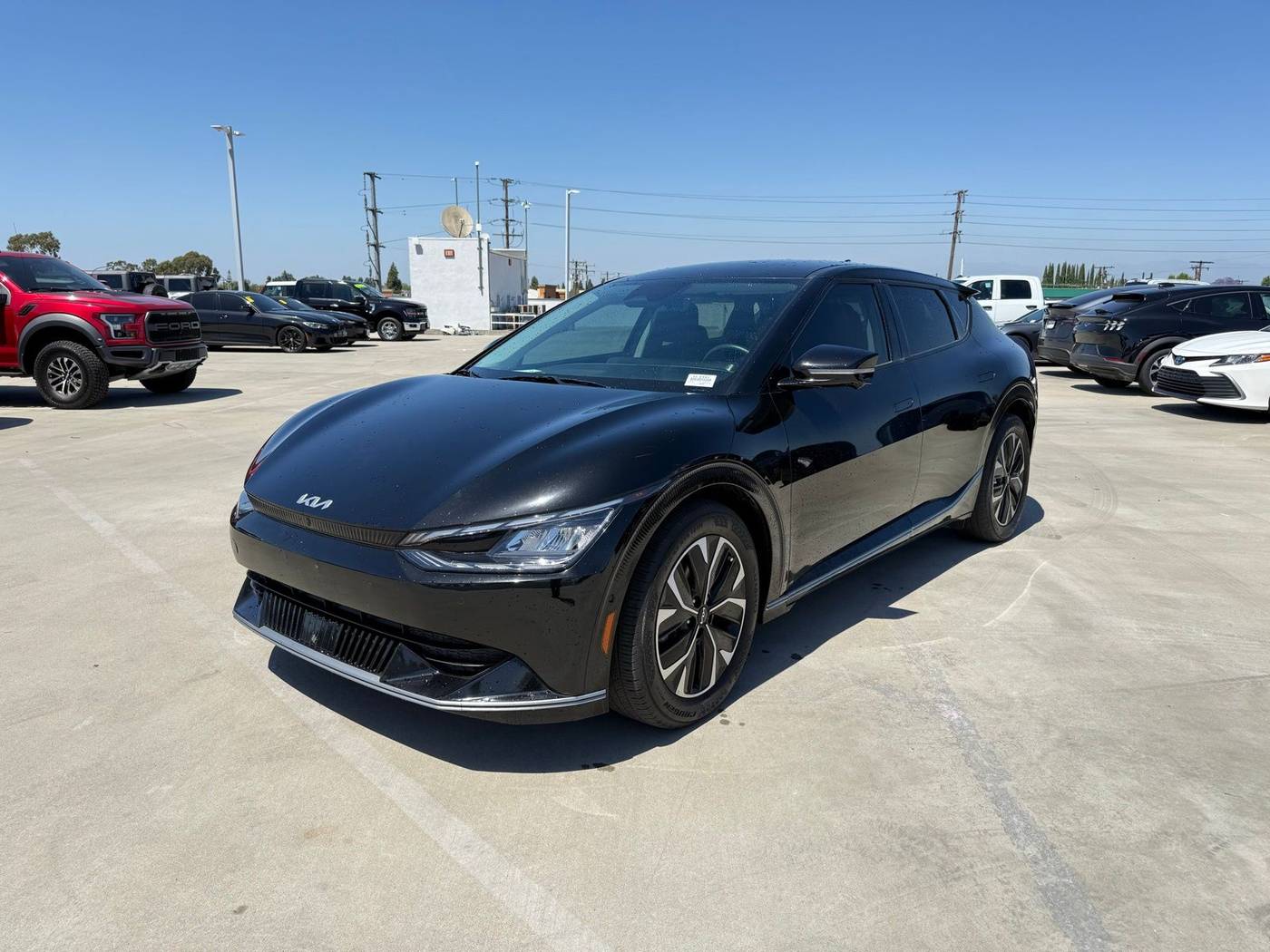 2024 Kia EV6 Wind — SUV — 31,829 mi — Long Beach, CA