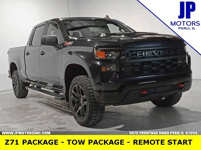 2022 Chevrolet Silverado 1500 Custom Trail Boss — Pickup Truck — 30,302 mi — PERU, IL