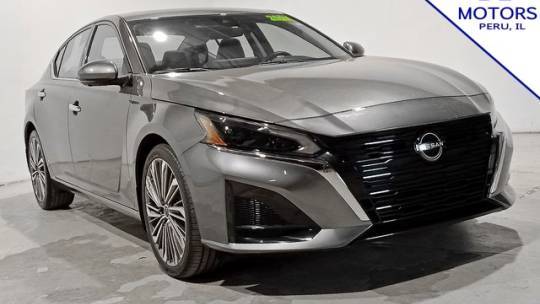 2024 Nissan Altima SL — Sedan — 22,374 mi — Peru, IL