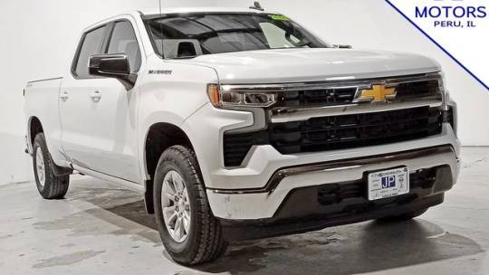 2023 Chevrolet Silverado 1500 LT — Pickup Truck — 26,695 mi — PERU, IL