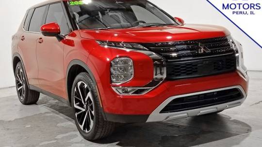 2024 Mitsubishi Outlander SE — SUV — 10,654 mi — Peru, IL