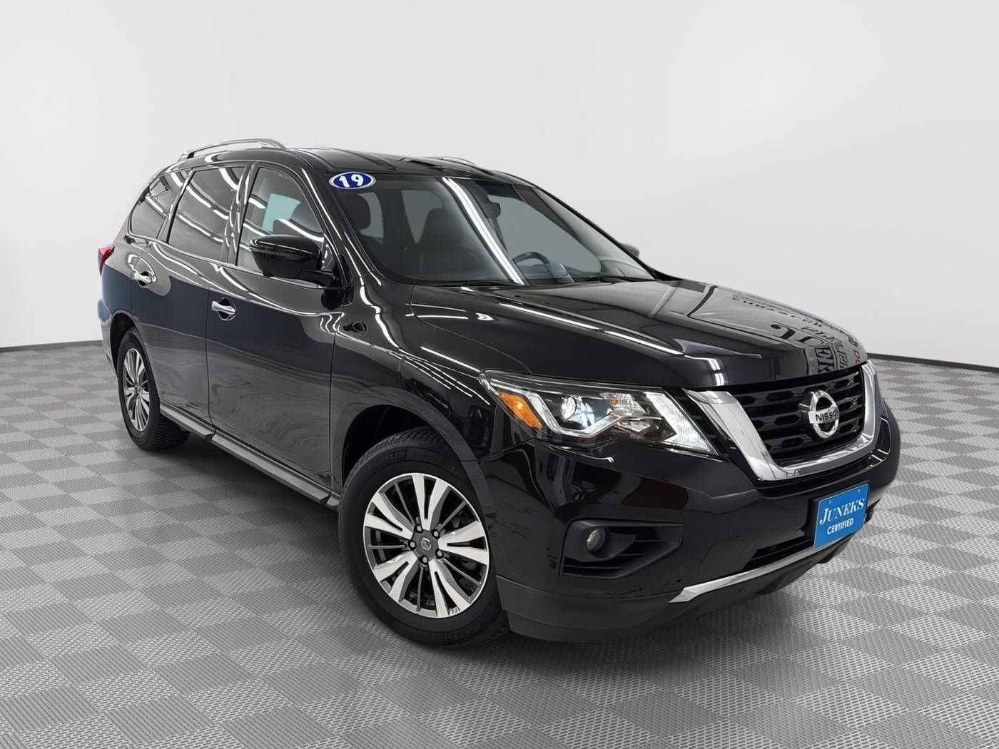 2019 Nissan Pathfinder SL — SUV — 90,239 mi — Spearfish, SD