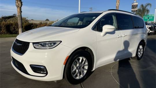 2022 Chrysler Pacifica Touring L — Minivan — 62,062 mi — Hanford, CA
