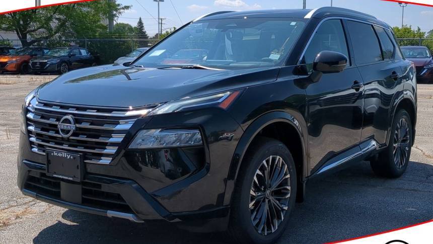 2024 Nissan Rogue Platinum — SUV — 10,360 mi — Oak Lawn, IL
