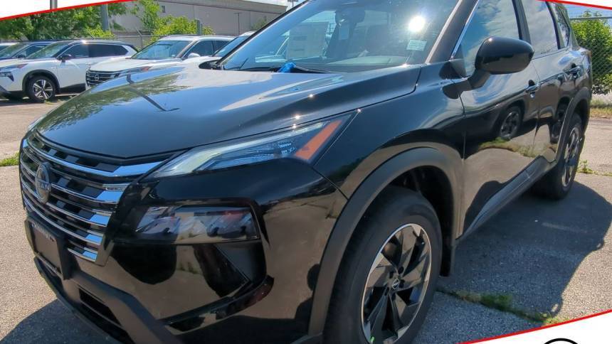 2024 Nissan Rogue SV — SUV — 8,648 mi — Oak Lawn, IL