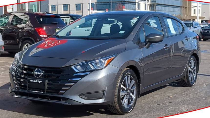 2024 Nissan Versa SV — Sedan — 5,582 mi — Oak Lawn, IL