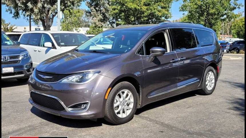 2020 Chrysler Pacifica Touring L — Minivan — 72,658 mi — Thousand Oaks, CA