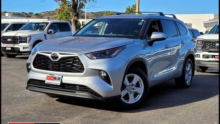 2022 Toyota Highlander LE — SUV — 32,351 mi — Thousand Oaks, CA