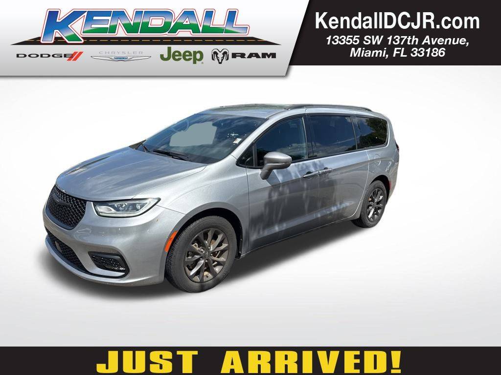 2021 Chrysler Pacifica Touring L — Minivan — 31,863 mi — Miami, FL