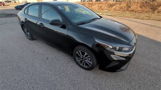 2022 Kia Forte LXS — Sedan — 35,381 mi — Evansville, IN