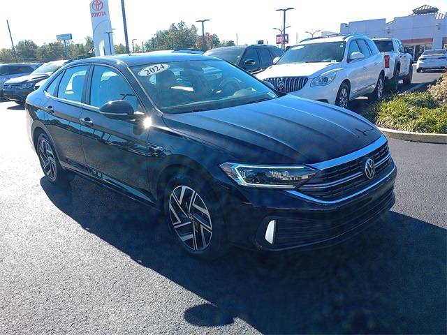 2024 Volkswagen Jetta SEL — Sedan — 17,447 mi — Evansville, IN