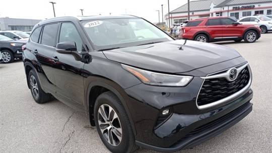 2022 Toyota Highlander XLE — SUV — 73,136 mi — Evansville, IN