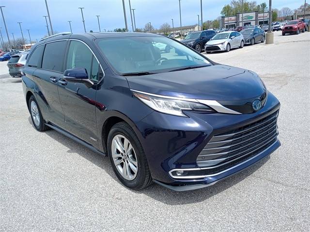 2021 Toyota Sienna Limited — Minivan — 102,022 mi — Evansville, IN