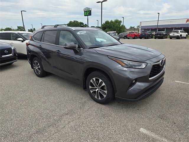 2023 Toyota Highlander Hybrid XLE — SUV — 39,370 mi — Evansville, IN