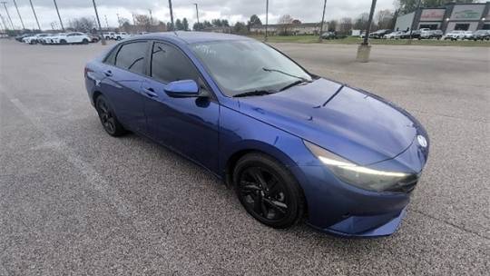 2022 Hyundai Elantra SEL — Sedan — 64,244 mi — Evansville, IN