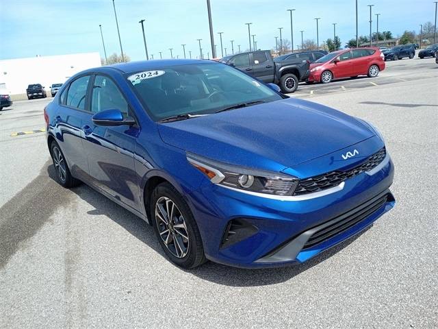2024 Kia Forte LXS — Sedan — 24,918 mi — Evansville, IN