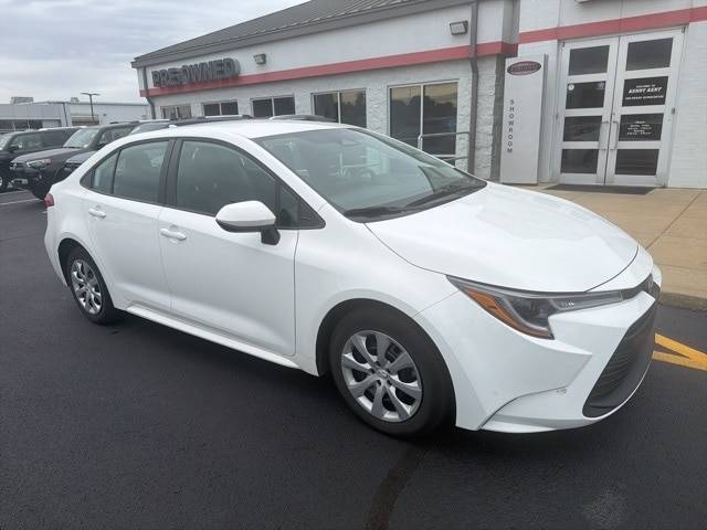 2023 Toyota Corolla LE — Sedan — 29,520 mi — Evansville, IN