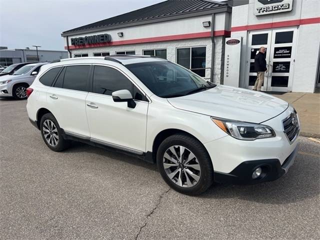 2017 Subaru Outback 2.5i Touring — SUV — 77,030 mi — Evansville, IN