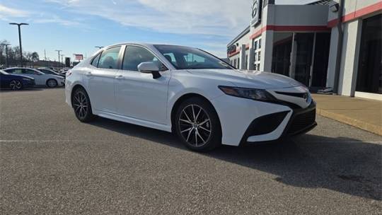 2022 Toyota Camry SE — Sedan — 63,030 mi — Evansville, IN