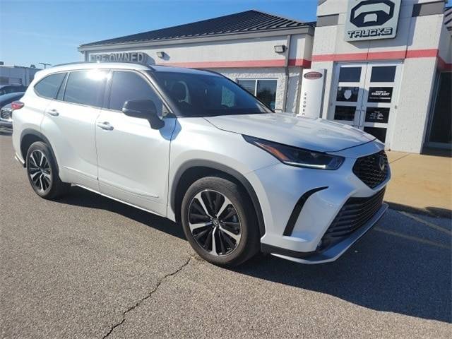 2022 Toyota Highlander XSE — SUV — 40,757 mi — Evansville, IN