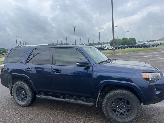 2020 Toyota 4Runner SR5 Premium — SUV — 55,319 mi — Evansville, IN