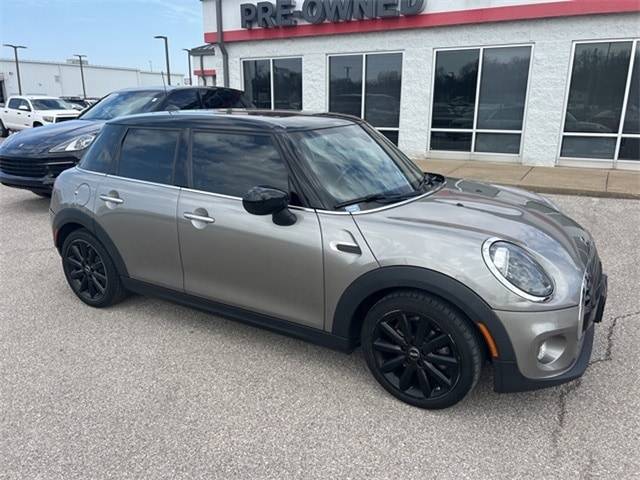 2020 MINI Hardtop Cooper — Hatchback — 64,285 mi — Evansville, IN