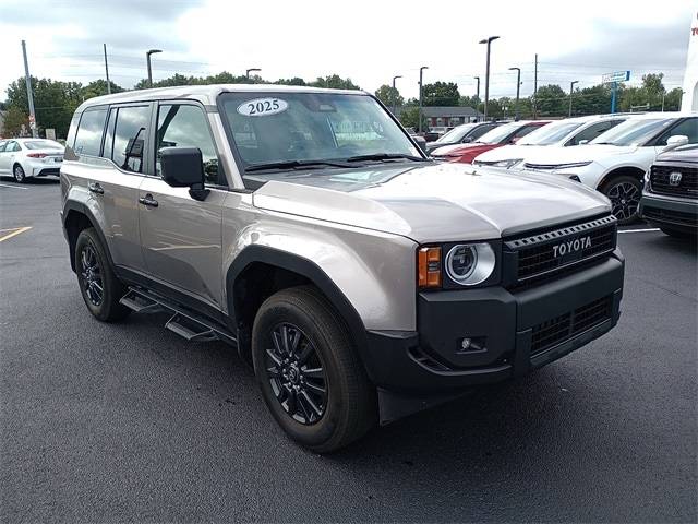 2025 Toyota Land Cruiser Base — SUV — 10,513 mi — Evansville, IN
