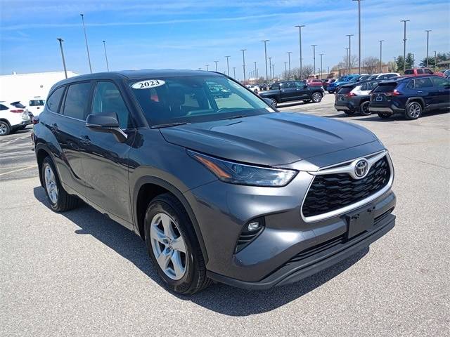 2023 Toyota Highlander LE — SUV — 52,084 mi — Evansville, IN